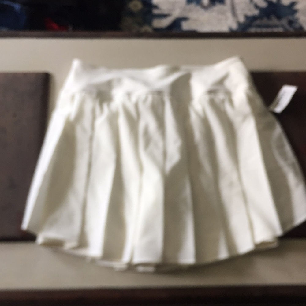 New with tags Old navy pleated athletic skirt
